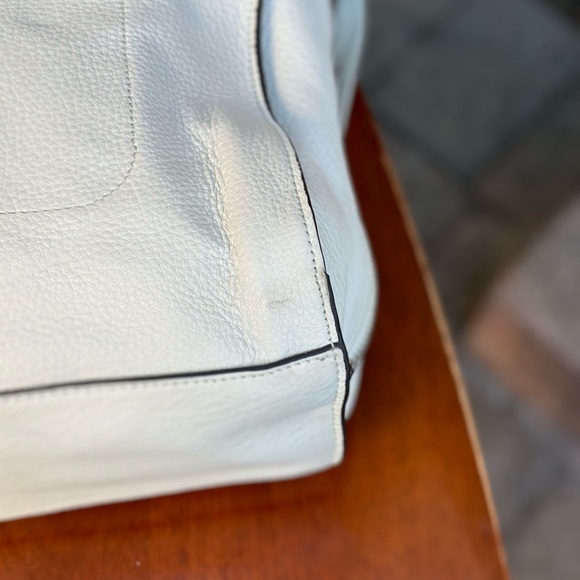 Vince Camuto Aylif Zip Gusset Leather Tote Bag - Picture 10 of 14